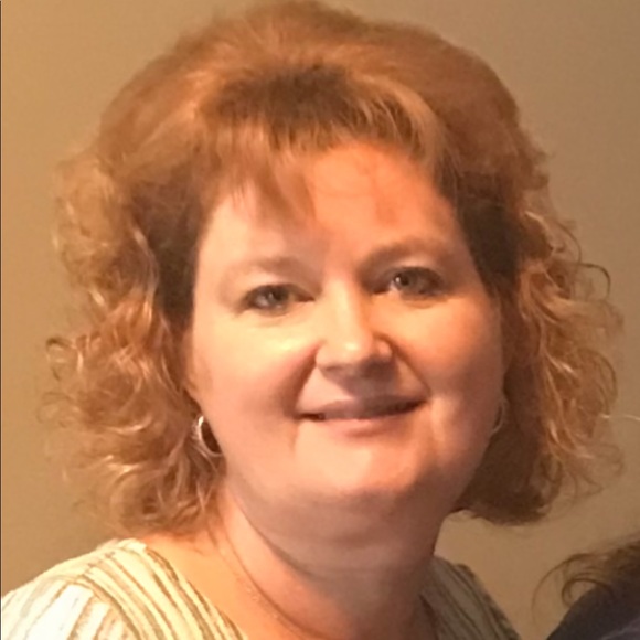 Meet your Posher, Becky - Picture 1 of 1